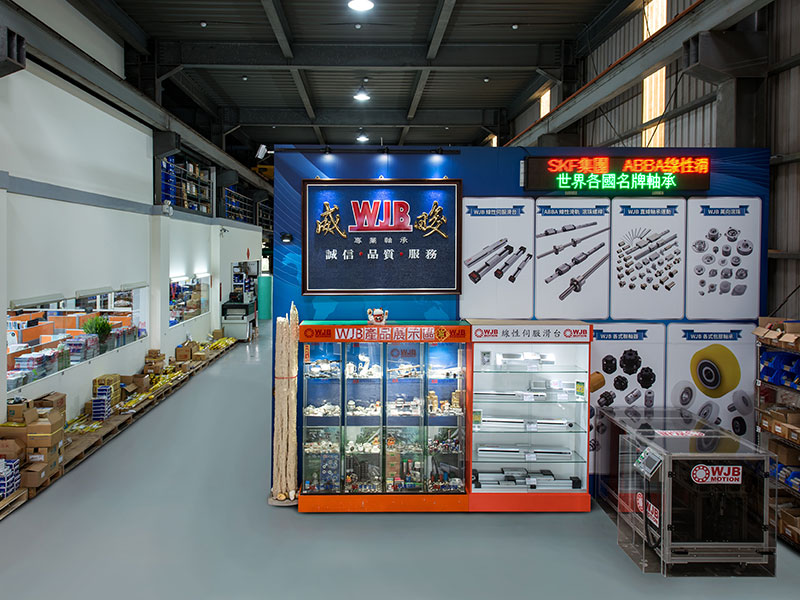 一流的服務團隊，優質的運輸物流車